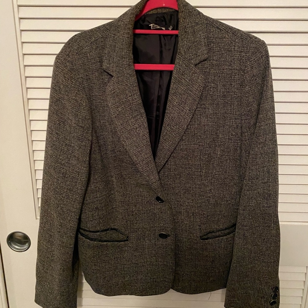 New York and Company Gray Woman’s Jacket.